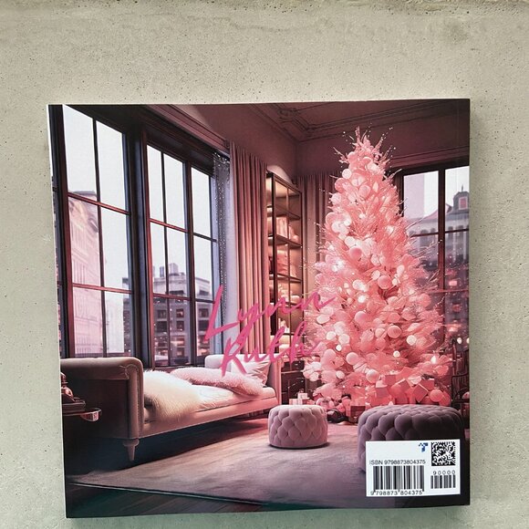 Interior De sign Book, Decorating Book, Design in Pink - Picture 3 of 10